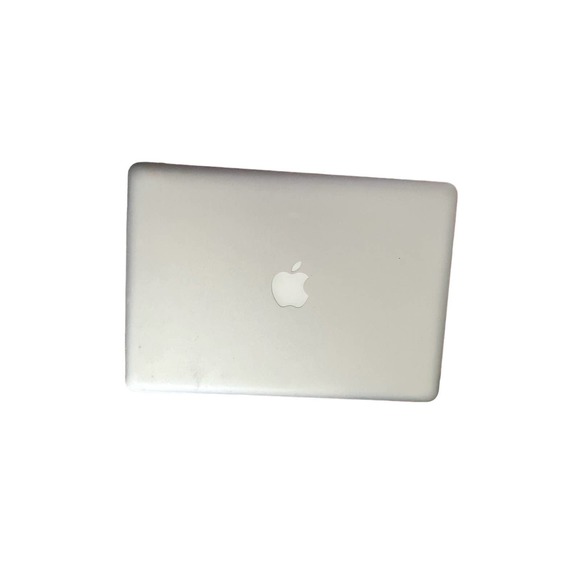 MacBook Pro 2010 cracked Screen - Picture 1 of 5